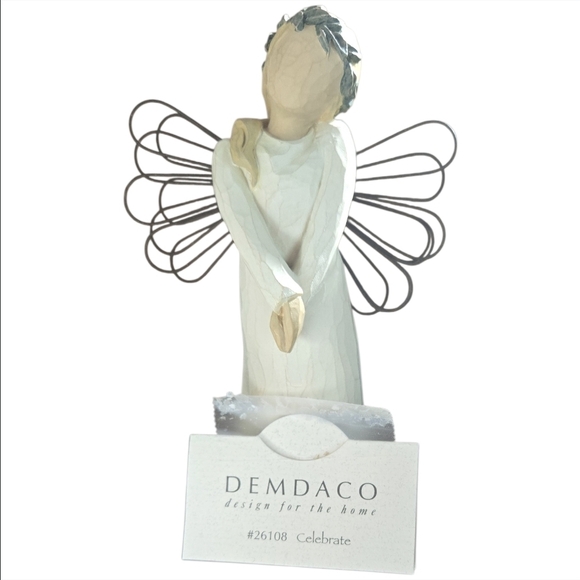 Willow Tree Angel Figurine 'Celebrate' -NWT - Picture 3 of 5